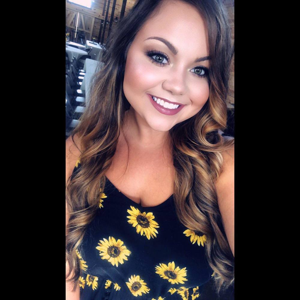 Meet your Posher, Tori